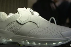 Mnet 79341 Cnet Lenovo Shoe