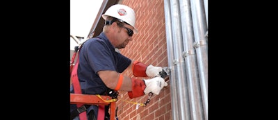 Mnet 173180 Snap On Tools At Height