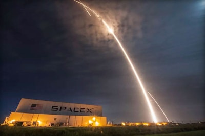 Mnet 83261 Spacex 2nd Landing Large Edit