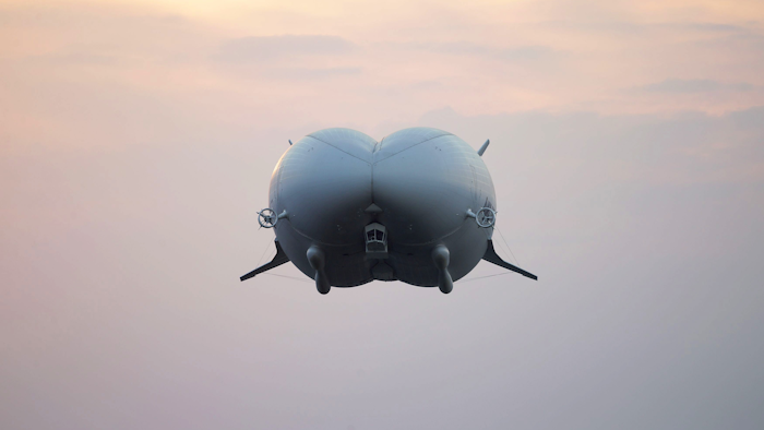 Mnet 124202 Britain Giant Airship Parr