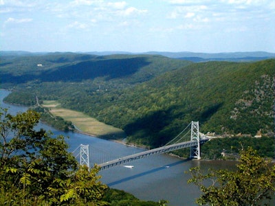 Mnet 124296 Hudsonriver