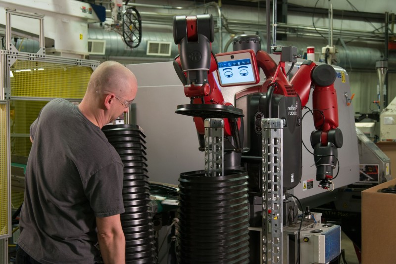 A Baxter robot at work for Donnelly Custom Manufacturing in Alexandria, Minn. (Image credit: Rethink Robotics)