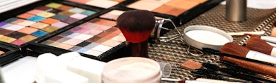 Mnet 124347 Cosmetics