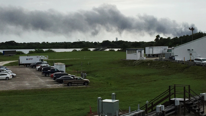 Mnet 87111 Spacex Rocket Explosion Large