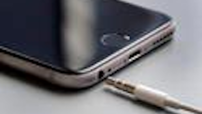 Mnet 87736 Apple Goodbye Headphone Jack Ap Tn