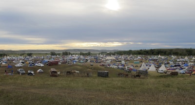 Mnet 124529 Oil Pipeline Protest Parr