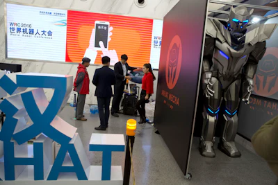 Mnet 192371 China Robots Minn 1