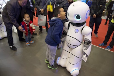 Mnet 192375 China Robots Minn 4