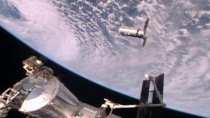 Mnet 92631 Iss Cygnus