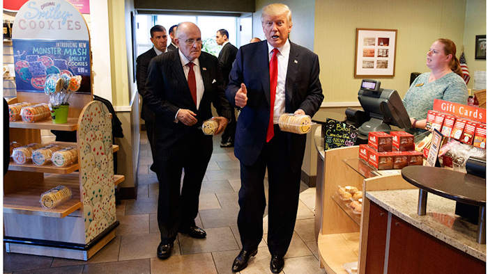 Mnet 152674 Trump Hero New Again