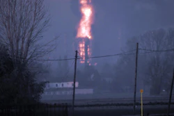 Mnet 124852 Italy Eni Refinery Bl Parr