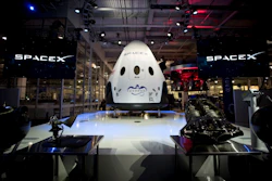Mnet 103316 Spacex Dragon 2