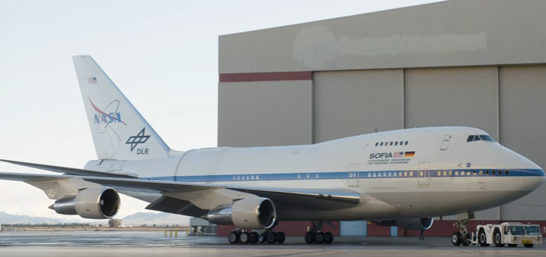 Mnet 103961 Nasa Wired Plane Large