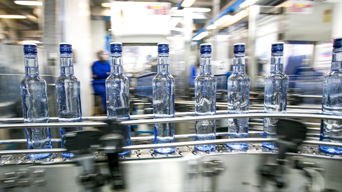 Mnet 153787 Bottles 800x400