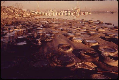 Trash and old tires litter the shores at the Middle Branch of Baltimore Harbor in Maryland in 1973. Photo: Jim Pickerell, NARA