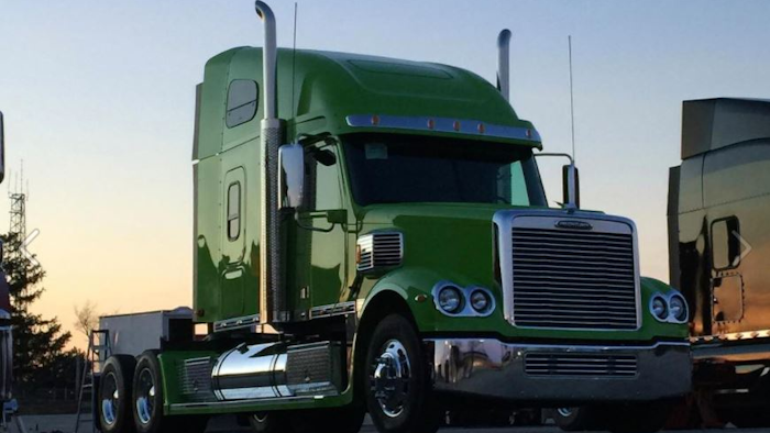 Mnet 105186 Freightliner