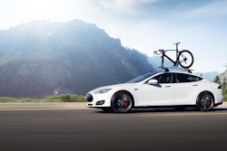 Mnet 105541 Tesla Car Highway