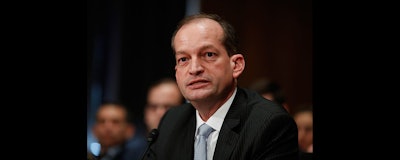 Mnet 174822 Labor Secretary Acosta