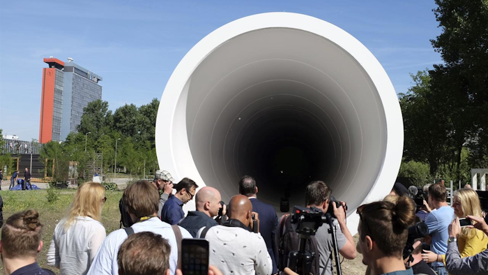 Mnet 107719 Potd Hyperloop 1