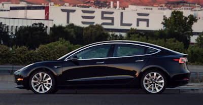 Mnet 108124 Tesla Model 3