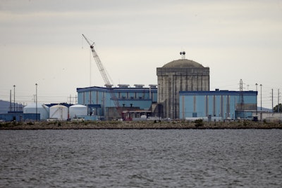 Unit one of the V.C. Summer Nuclear Station near Jenkinsville, S.C., is viewed during a media tour of the facility. Proponents of nuclear power are pushing to revive a failed project to build two reactors in South Carolina, arguing that the demise of the $14 billion venture could signal doom for an industry that supplies one-fifth of the nation’s electricity. The July 31 suspension of the partly-completed V.C. Summer project near Columbia, S.C., leaves two nuclear reactors under construction in Georgia as the only ones being built in the U.S. (AP Photo/Chuck Burton, File)