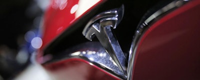 Mnet 108445 Tesla Logo