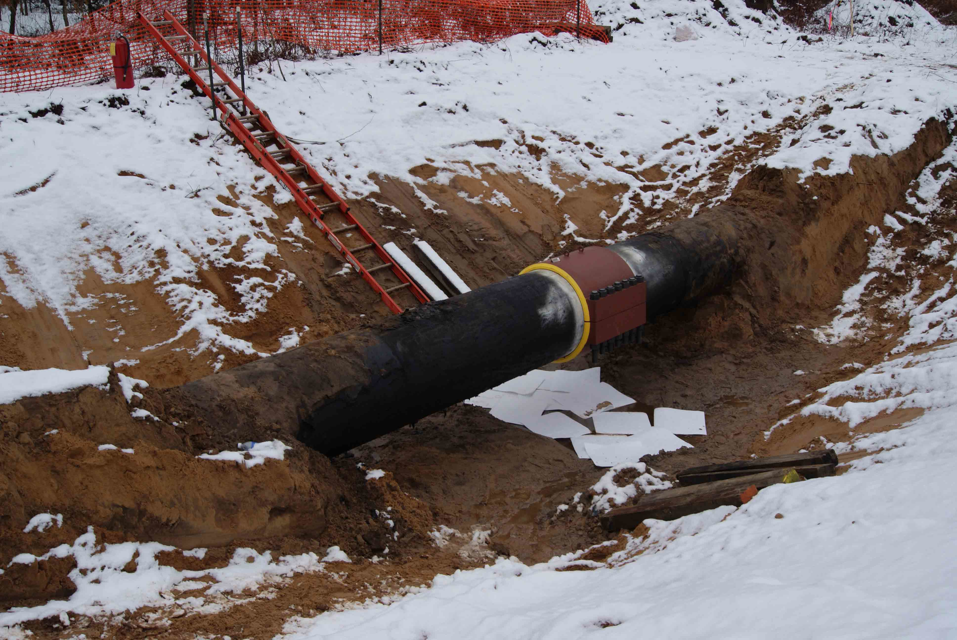 Mnet 125792 Pipelineunderground