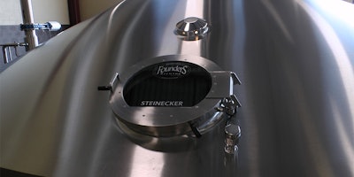 Mnet 154793 Founders Tank