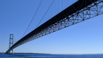 Mnet 193728 Mbt Mackinac Bridge