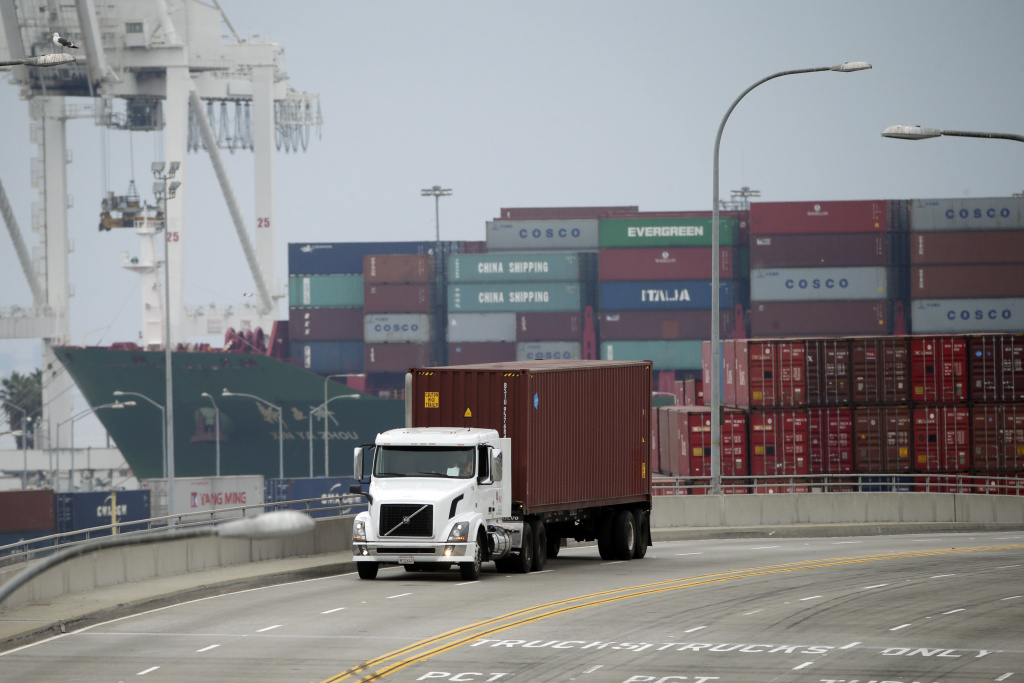 Report: Electronic Trucking Logs Could Worsen Driver Report: Electronic Trucking Logs Could Worsen Driver