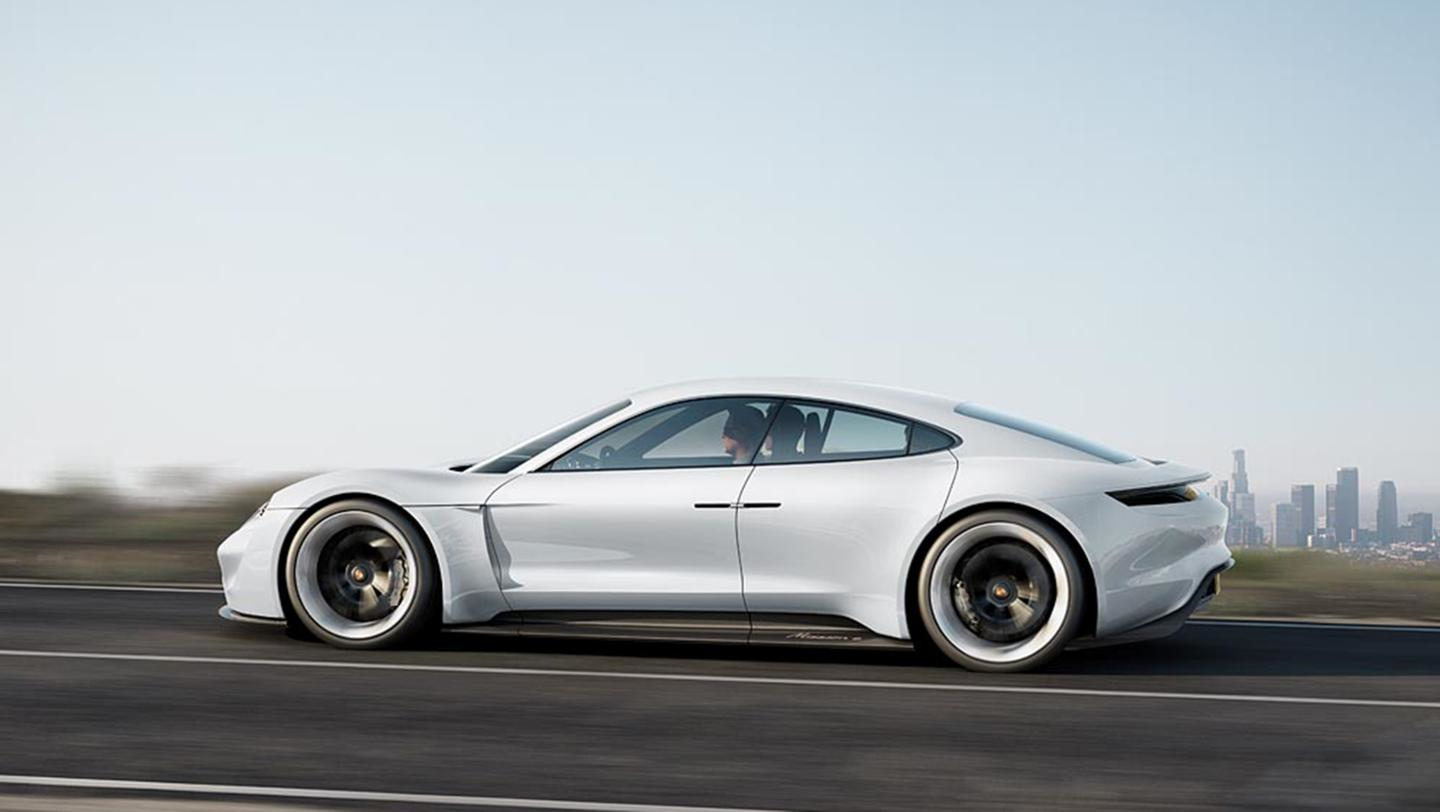Mnet 108806 Porsche E Mission Concept
