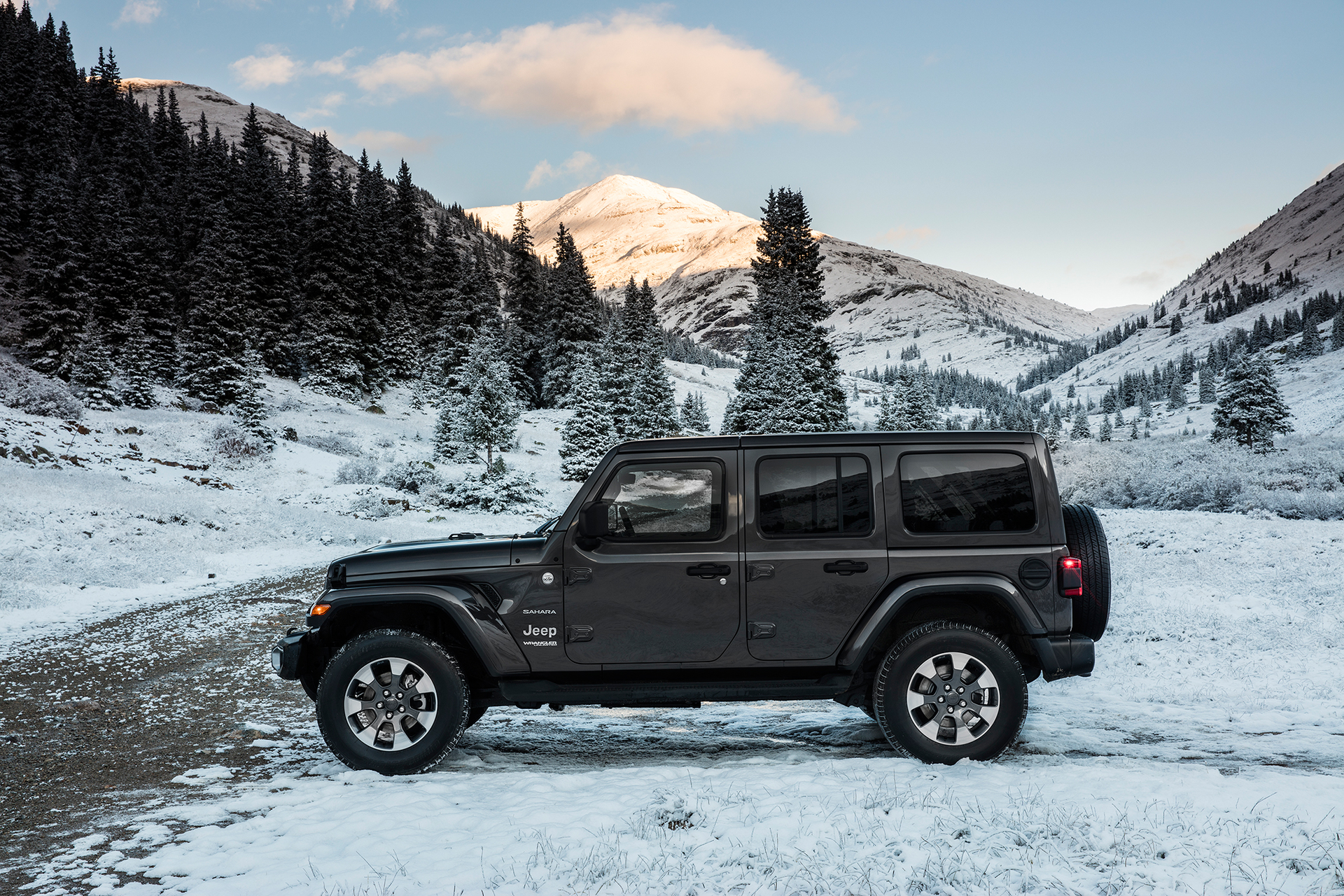 Mnet 109340 Jeep Wrangler 2018 Large