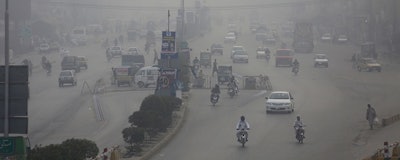 Mnet 194012 Smog Pakistan Ap
