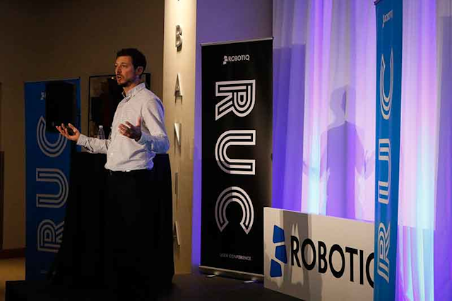 Robotiq CEO Samuel Bouchard presents what's coming up in the next chapter of Robotiq. (Robotiq photo)