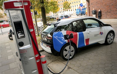 Mnet 109693 Germany Electric Cars Ap