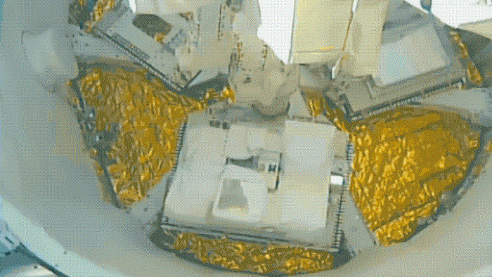 TSIS-1 getting extracted from the trunk of the SpaceX Dragon capsule. Image credit: NASA Goddard