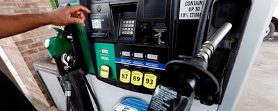 Mnet 110689 Gas Prices Ap