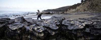Mnet 126730 California Oil Spill Credit Ap Jae Hong