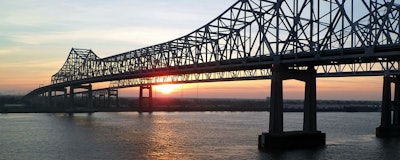 Mnet 126751 Mississippi River