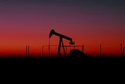 Mnet 126755 Oil Well