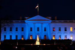 Mnet 110806 Ap White House