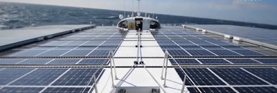 Mnet 110857 Solar Boat