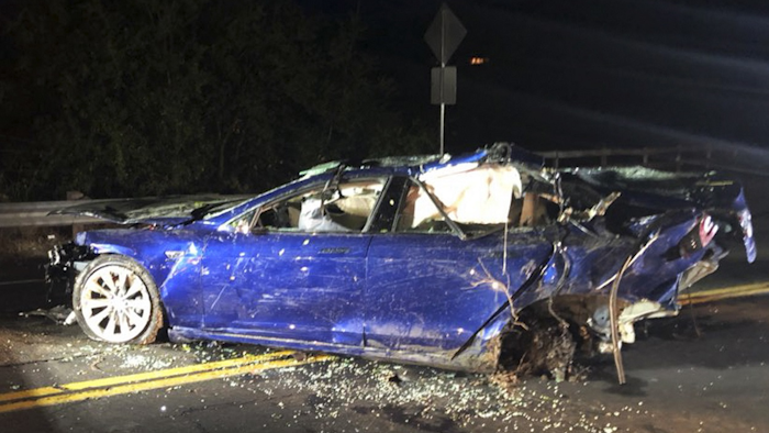 This photo provided by NBC Bay Area-KNTV shows a Tesla car after it was pulled from a pond near the city of San Ramon, Calif., on Monday, May 21, 2018. Image credit: Bob Rendell/NBC Bay Area/KNTV via AP