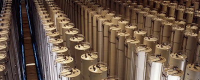 Mnet 127172 Gas Centrifuge Cascade Wikimedia Commons