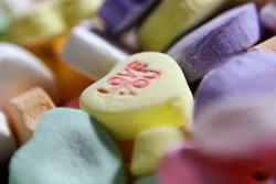 Mnet 156255 Candy Hearts Hero Image