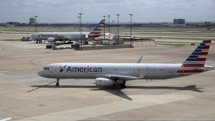 Mnet 194988 American Airlines Ap Photo Kiichiro Sato
