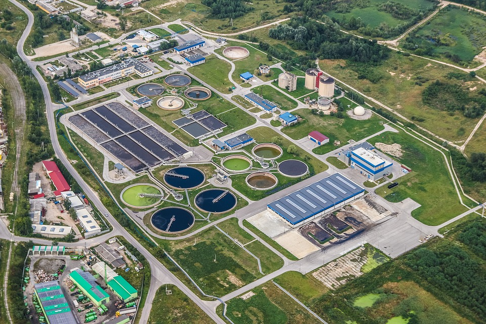 Wastewater treatment plant. (CC0 Public Domain)