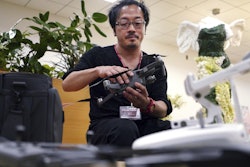 Mnet 196285 Ap Flying Car 1