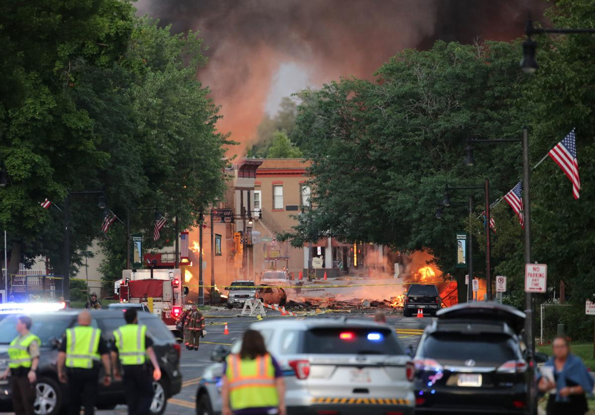 Gas leak explosion. (Amber Arnold/Lee Newspapers)