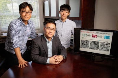 Postdoctoral researcher Jaemin Kim, professor of chemical and biomolecular engineering Hong Yang and graduate student Pei-Chieh (Jack) Shih are part of a team that developed a new material that helps split water molecules for hydrogen fuel production. (L. Brian Stauffer)